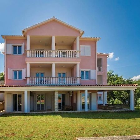 Vila Casia Добринь Экстерьер фото
