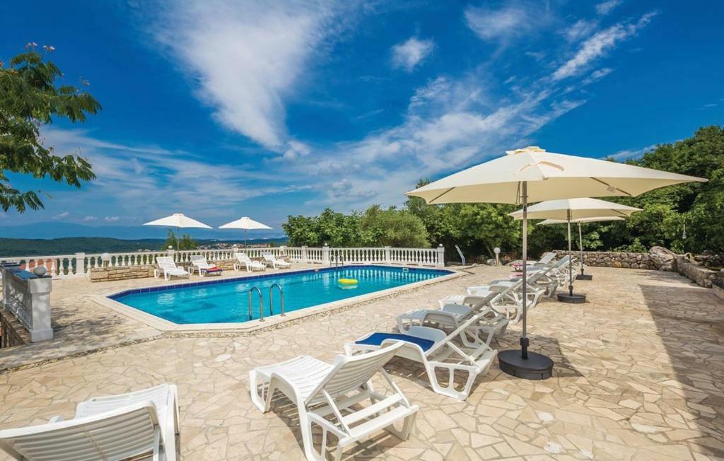 Vila Casia Добринь Экстерьер фото